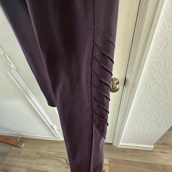 Tangerine Womens XXL Plum High-Waisted Leggings W/Ruched Side Details Stretchy F - Picture 10 of 10